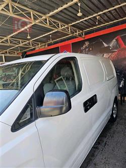 Hyundai H-1